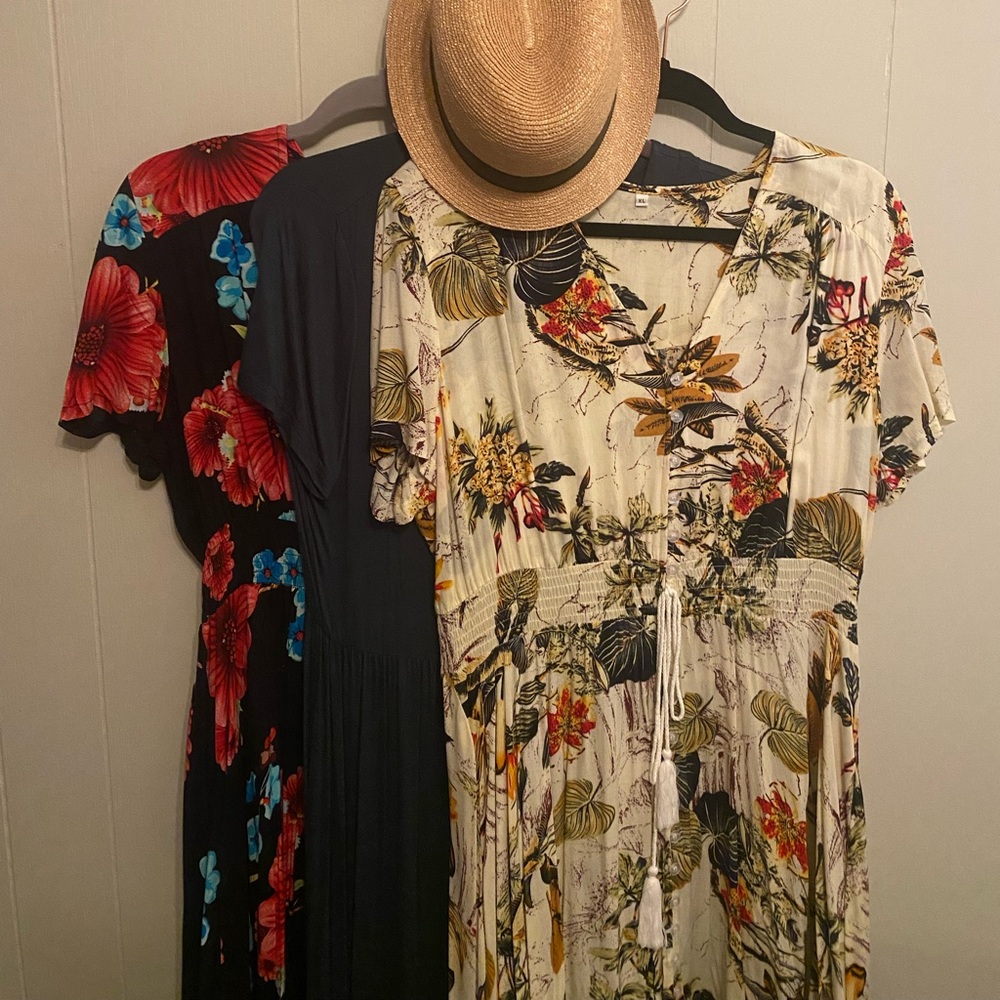 3 Women's Print Maxi Dresses Boho Button
Up Split Party Dress, Floral, Green, XL